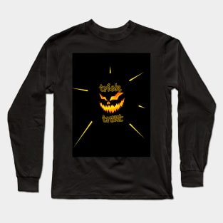 trick or treat halloween Long Sleeve T-Shirt